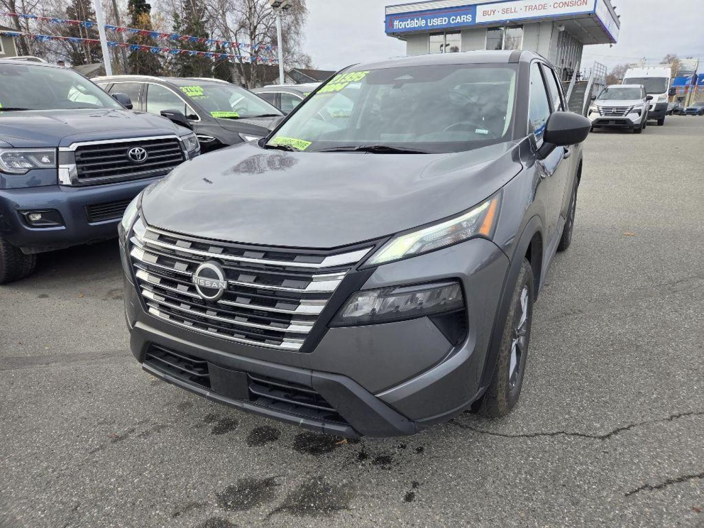 2024 GRAY NISSAN ROGUE S (5N1BT3AB0RC) with an 1.5L engine, Continuously Variable transmission, located at 929 East 8th Ave, Anchorage, AK, 99501, (907) 274-2277, 61.214783, -149.866074 - Photo#0