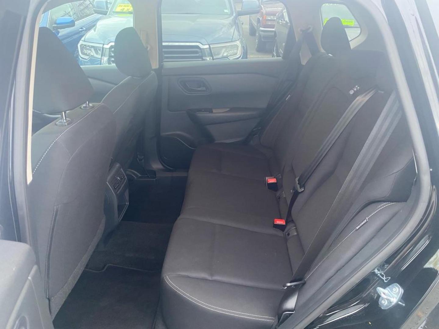 2024 BLACK NISSAN ROGUE S (5N1BT3AB8RC) with an 1.5L engine, Continuously Variable transmission, located at 929 East 8th Ave, Anchorage, AK, 99501, (907) 274-2277, 61.214783, -149.866074 - Photo#3