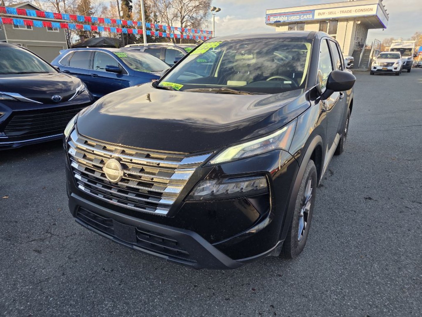 2024 BLACK NISSAN ROGUE S (5N1BT3AB5RC) with an 1.5L engine, Continuously Variable transmission, located at 929 East 8th Ave, Anchorage, AK, 99501, (907) 274-2277, 61.214783, -149.866074- Photo#0