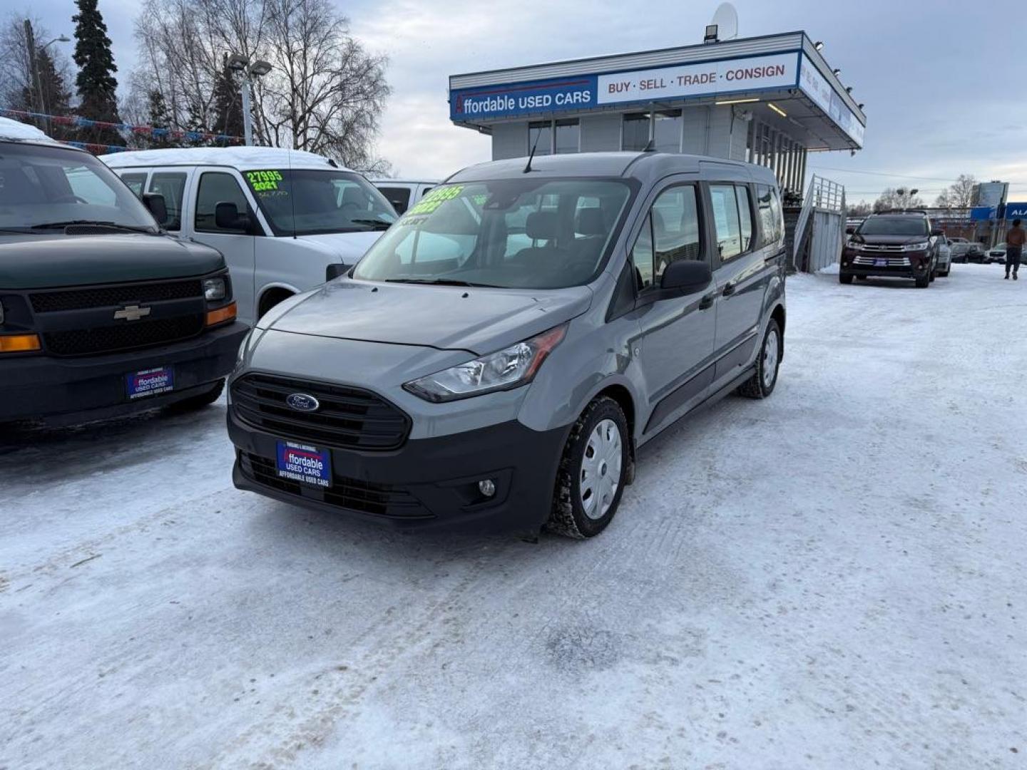 2022 BLUE FORD TRANSIT CONNECT XL (NM0GE9E26N1) with an 2.0L engine, Automatic transmission, located at 929 East 8th Ave, Anchorage, AK, 99501, (907) 274-2277, 61.214783, -149.866074 - Photo#0