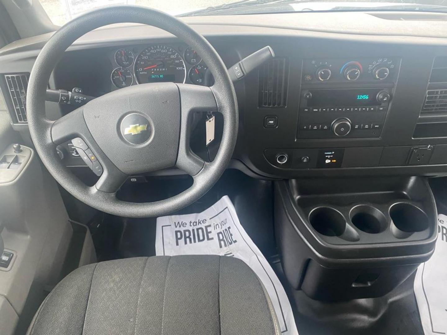 2021 WHITE CHEVROLET EXPRESS G2500 (1GCWGAFP9M1) with an 4.3L engine, Automatic transmission, located at 929 East 8th Ave, Anchorage, AK, 99501, (907) 274-2277, 61.214783, -149.866074 - Photo#6