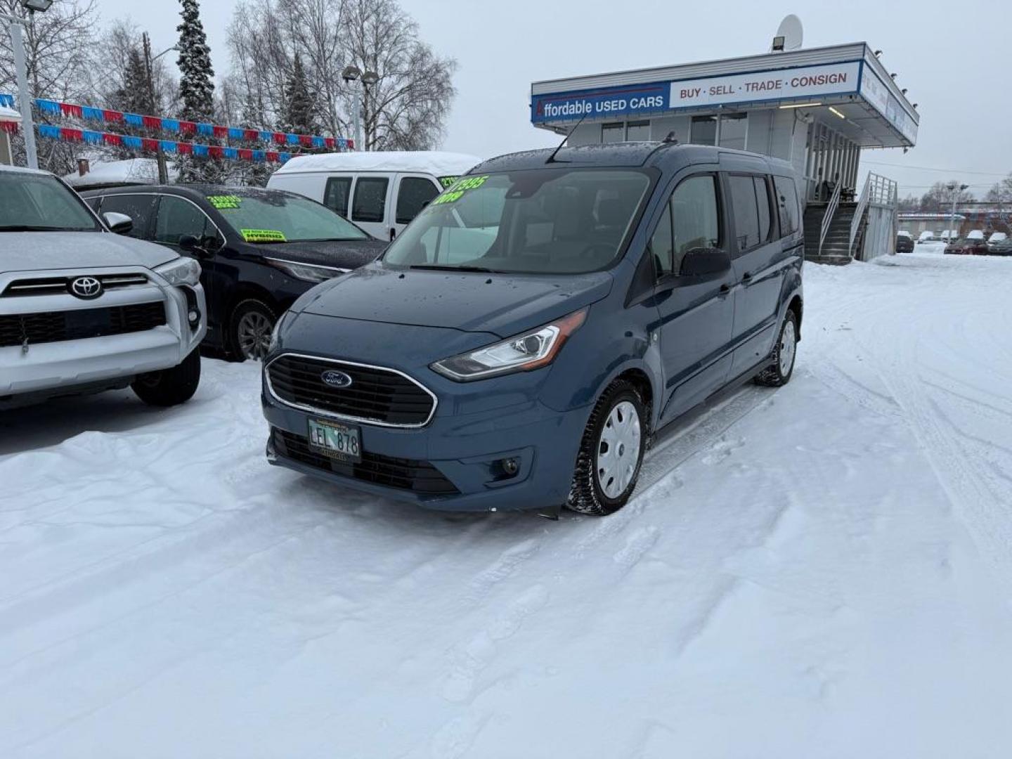 2019 BLUE FORD TRANSIT CONNECT XLT (NM0GE9F24K1) with an 2.0L engine, Automatic transmission, located at 929 East 8th Ave, Anchorage, AK, 99501, (907) 274-2277, 61.214783, -149.866074 - Photo#0