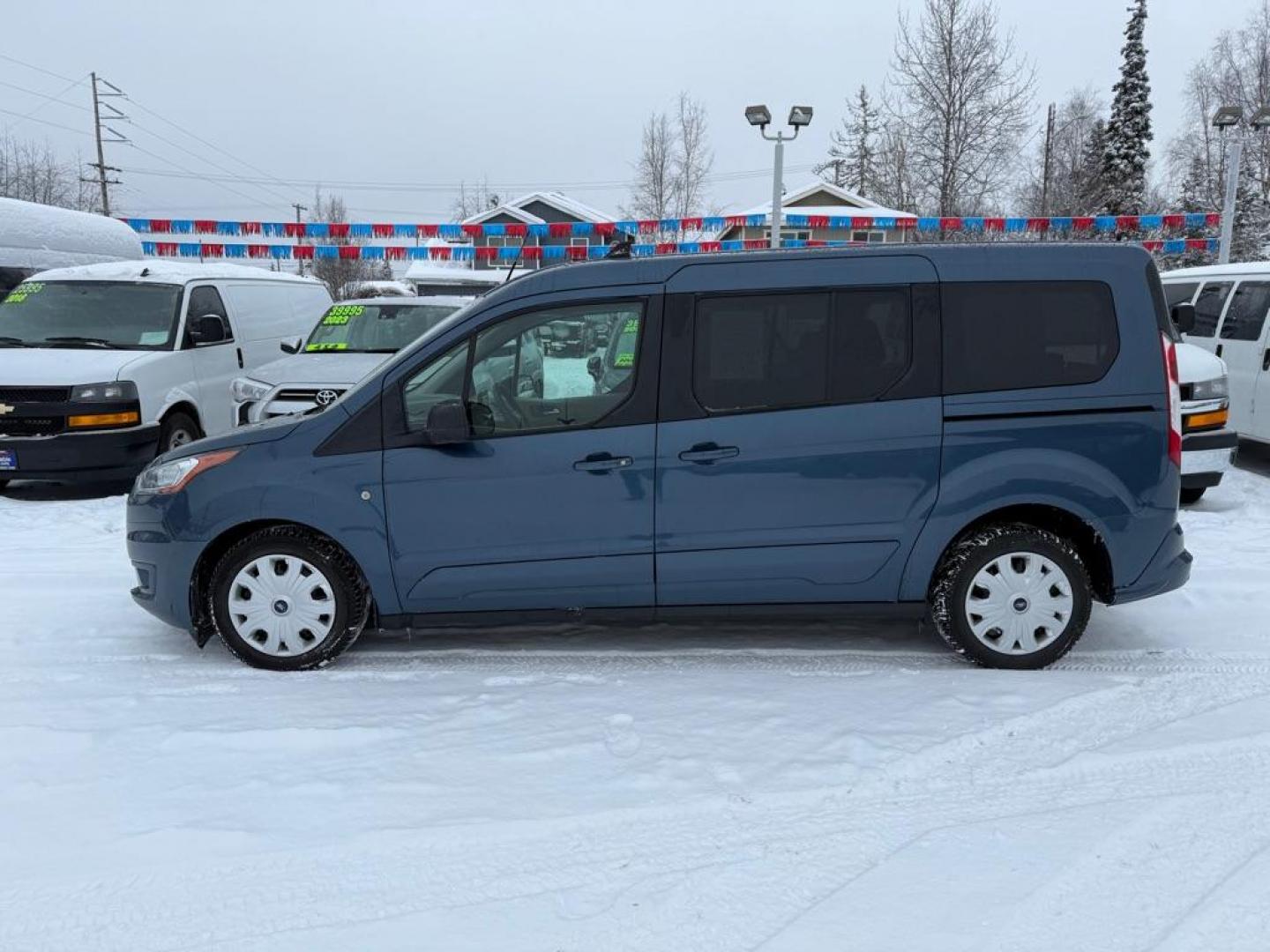 2019 BLUE FORD TRANSIT CONNECT XLT (NM0GE9F24K1) with an 2.0L engine, Automatic transmission, located at 929 East 8th Ave, Anchorage, AK, 99501, (907) 274-2277, 61.214783, -149.866074 - Photo#1