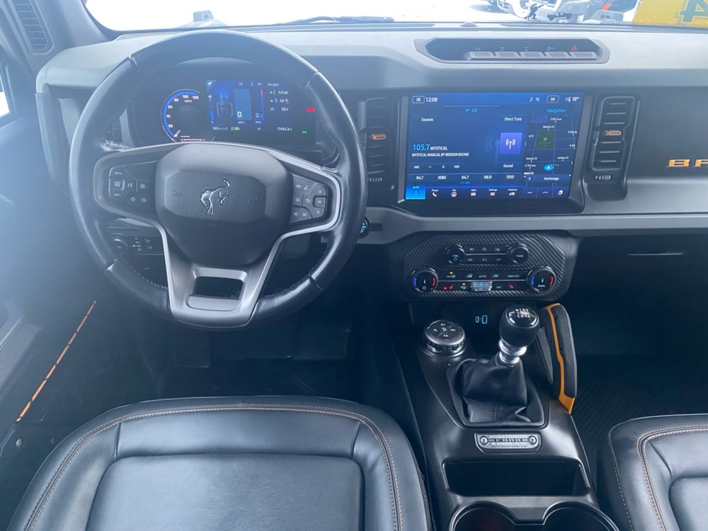 2022 GRAY FORD BRONCO BADLANDS SASQUATCH (1FMEE5DH1NL) with an 2.3L engine, 7-Speed Manual transmission, located at 929 East 8th Ave, Anchorage, AK, 99501, (907) 274-2277, 61.214783, -149.866074- Photo#4