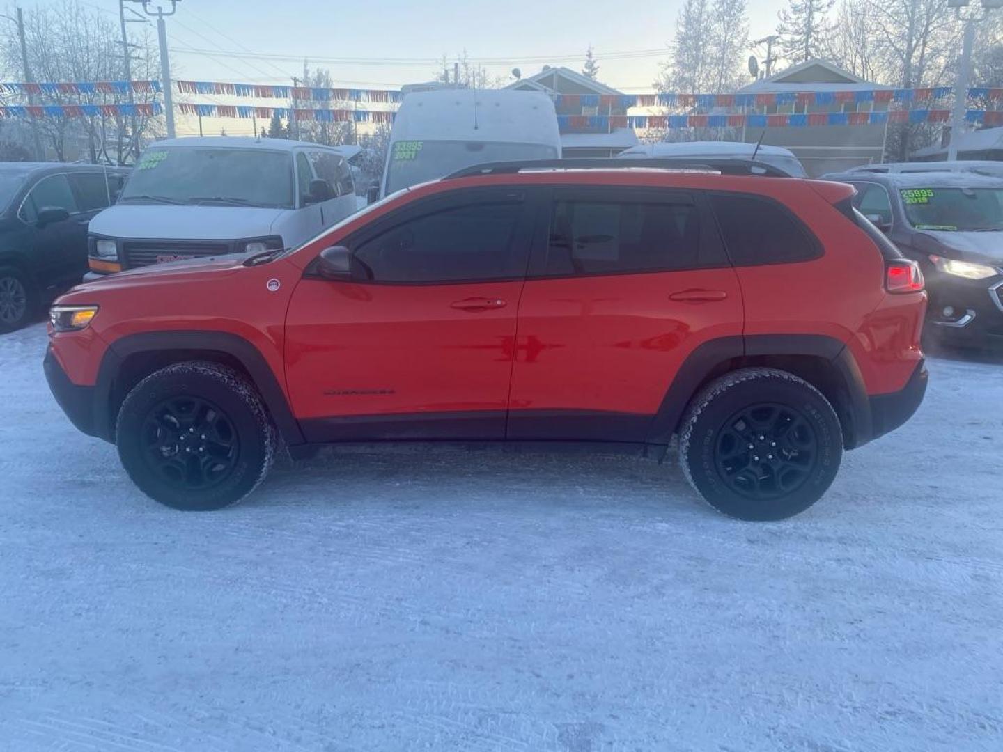 2021 ORANGE JEEP CHEROKEE TRAILHAWK (1C4PJMBX8MD) with an 3.2L engine, Automatic transmission, located at 929 East 8th Ave, Anchorage, AK, 99501, (907) 274-2277, 61.214783, -149.866074 - Photo#1