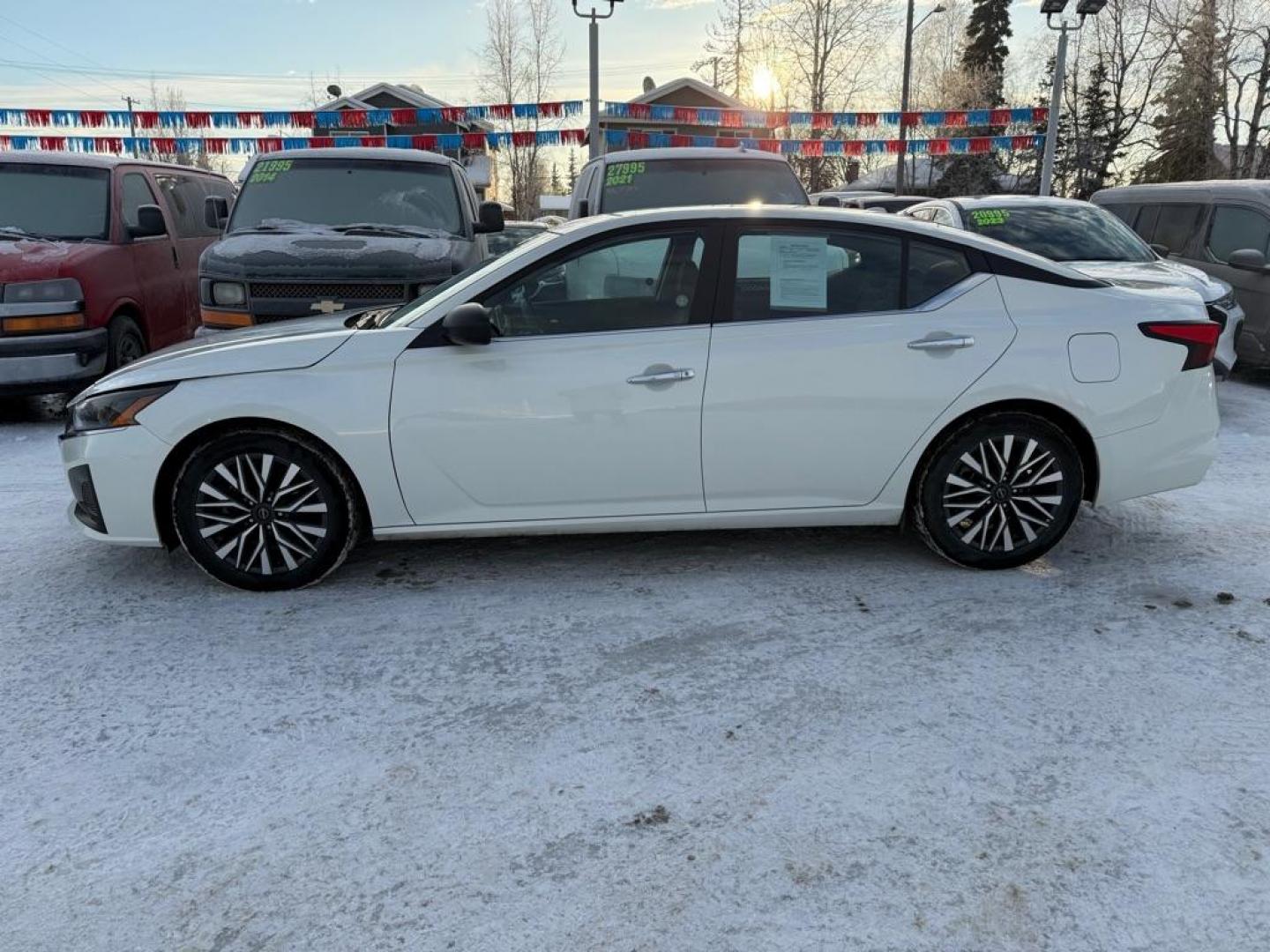 2024 WHITE NISSAN ALTIMA SV SV (1N4BL4DV1RN) with an 2.5L engine, Continuously Variable transmission, located at 929 East 8th Ave, Anchorage, AK, 99501, (907) 274-2277, 61.214783, -149.866074 - Photo#1