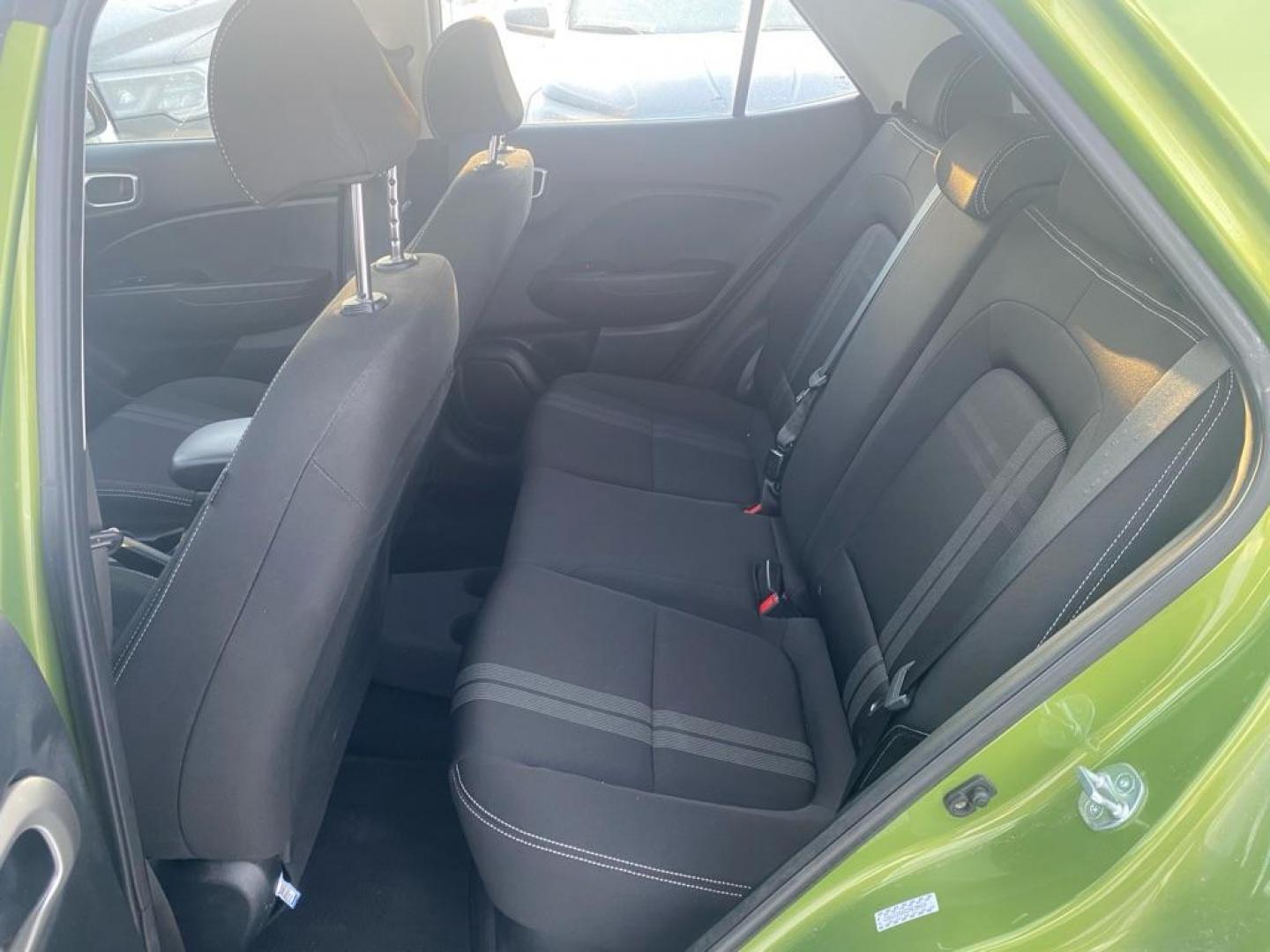 2023 GREEN HYUNDAI VENUE SEL (KMHRC8A32PU) with an 1.6L engine, Continuously Variable transmission, located at 929 East 8th Ave, Anchorage, AK, 99501, (907) 274-2277, 61.214783, -149.866074 - Photo#3