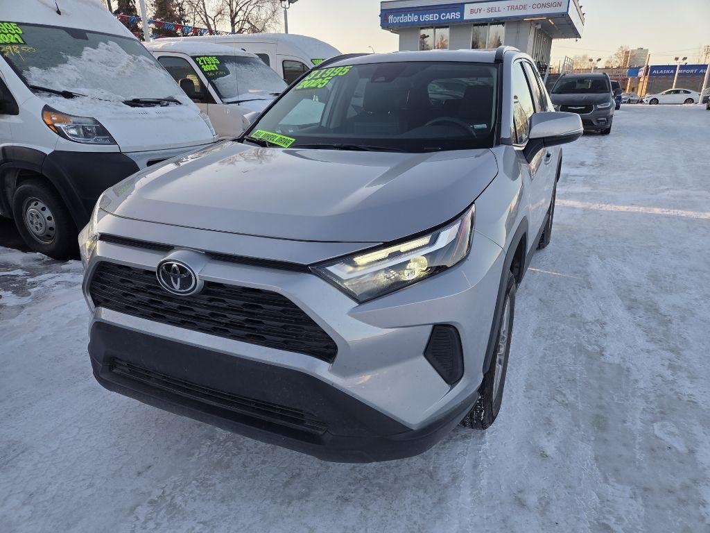 photo of 2025 TOYOTA RAV4 XLE