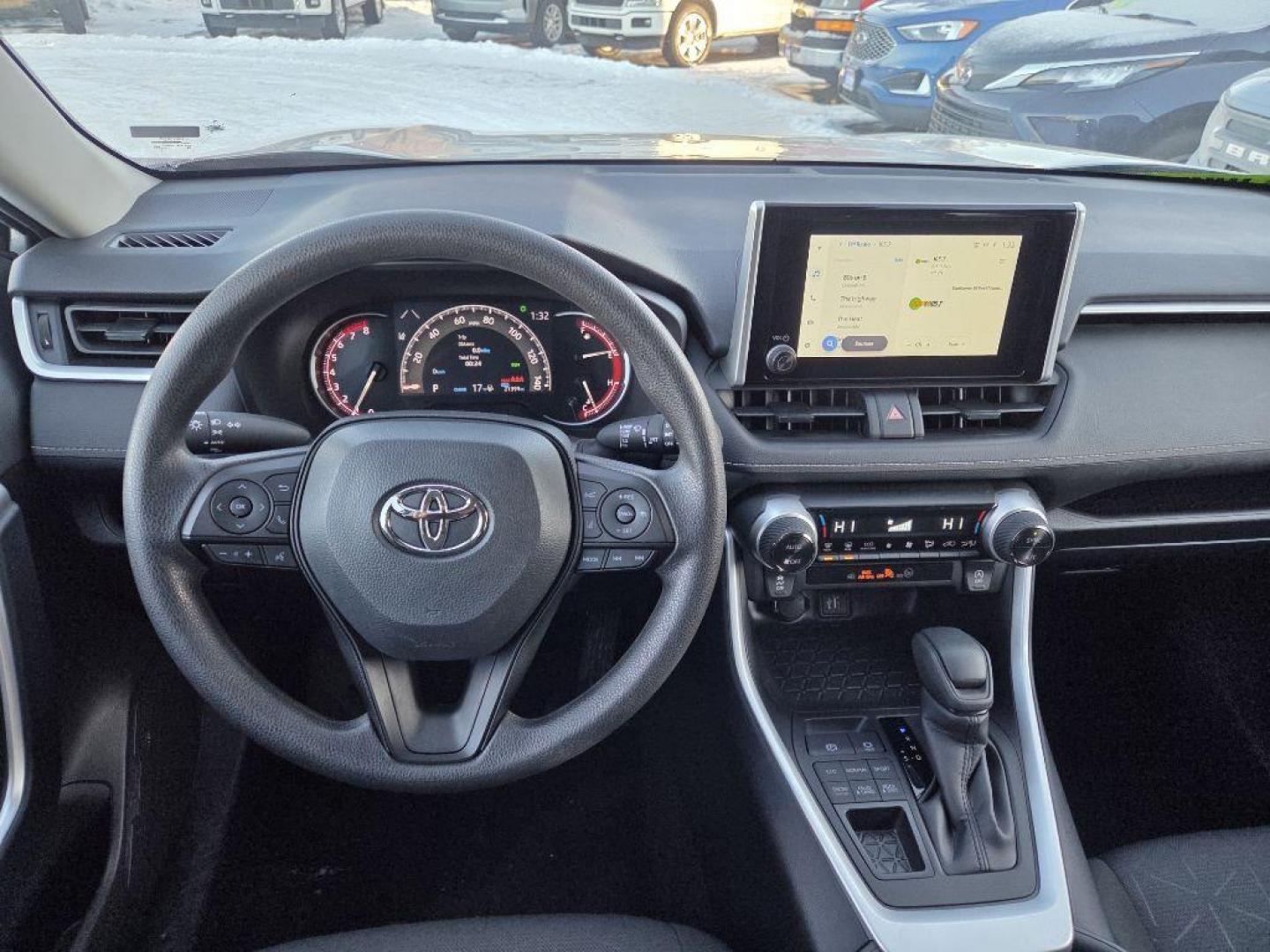 2025 SILVER TOYOTA RAV4 XLE (2T3P1RFVXSW) with an 2.5L engine, Automatic transmission, located at 929 East 8th Ave, Anchorage, AK, 99501, (907) 274-2277, 61.214783, -149.866074 - Photo#4
