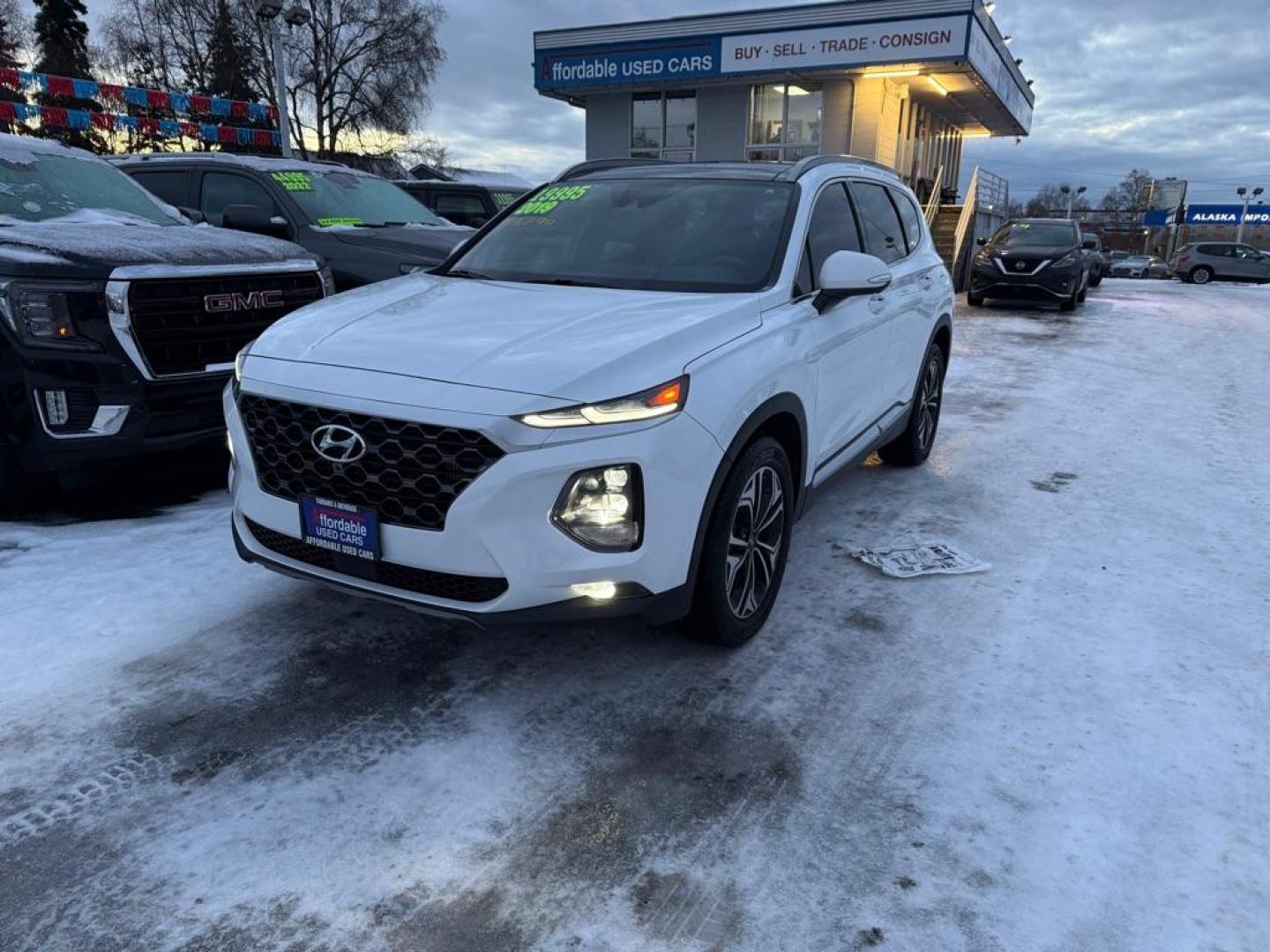 2019 WHITE HYUNDAI SANTA FE LIMITED (5NMS5CAA0KH) with an 2.0L engine, Automatic transmission, located at 929 East 8th Ave, Anchorage, AK, 99501, (907) 274-2277, 61.214783, -149.866074 - Photo#0