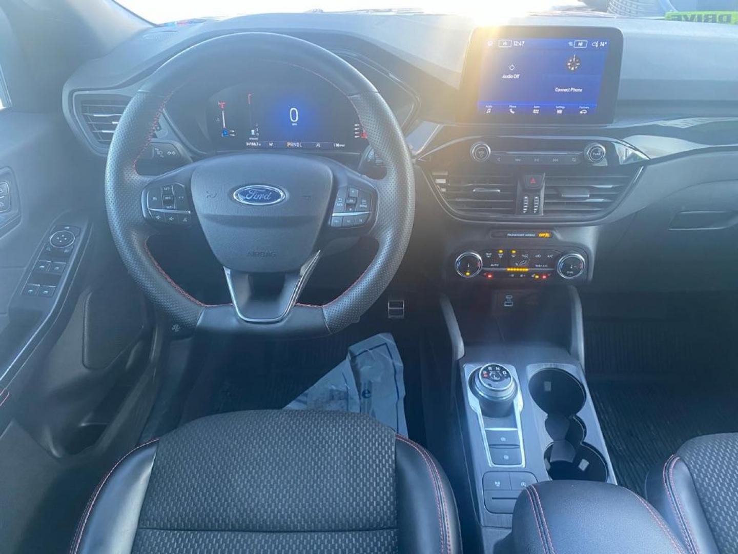 2023 BLUE FORD ESCAPE ST LINE ST LINE (1FMCU9MN1PU) with an 1.5L engine, Automatic transmission, located at 929 East 8th Ave, Anchorage, AK, 99501, (907) 274-2277, 61.214783, -149.866074 - Photo#4