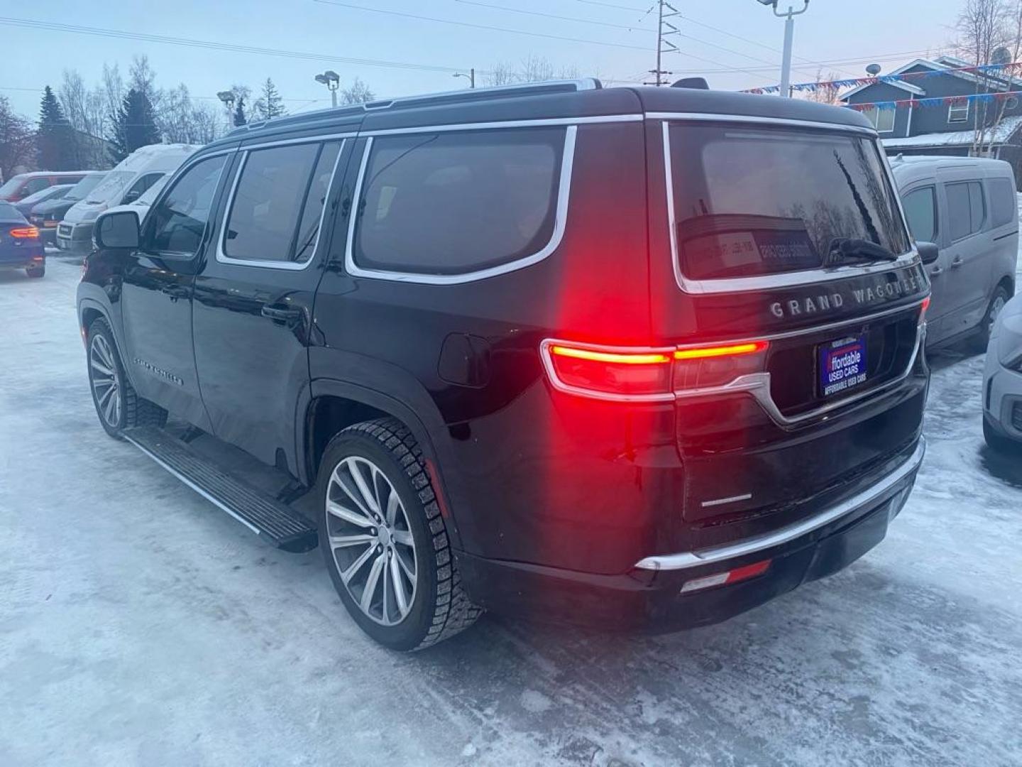 2022 BLACK JEEP GRAND WAGONEER SERIES II (1C4SJVFJ8NS) with an 6.4L engine, Automatic transmission, located at 929 East 8th Ave, Anchorage, AK, 99501, (907) 274-2277, 61.214783, -149.866074 - Photo#2