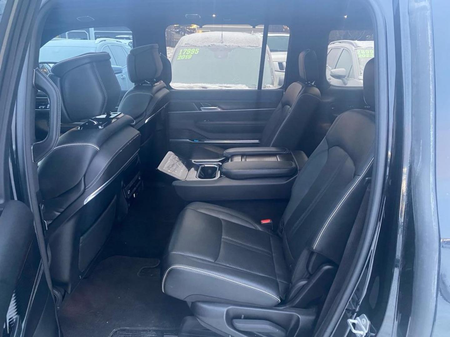 2022 BLACK JEEP GRAND WAGONEER SERIES II (1C4SJVFJ8NS) with an 6.4L engine, Automatic transmission, located at 929 East 8th Ave, Anchorage, AK, 99501, (907) 274-2277, 61.214783, -149.866074 - Photo#3