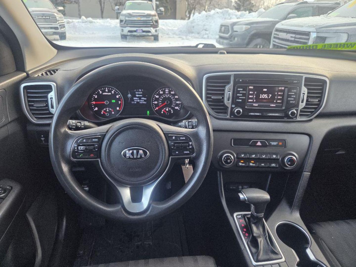 2017 SILVER KIA SPORTAGE LX (KNDPMCAC7H7) with an 2.4L engine, Automatic transmission, located at 929 East 8th Ave, Anchorage, AK, 99501, (907) 274-2277, 61.214783, -149.866074 - Photo#4