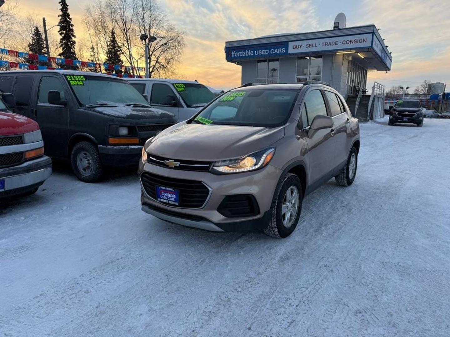 2019 TAN CHEVROLET TRAX 1LT (3GNCJPSB3KL) with an 1.4L engine, Automatic transmission, located at 929 East 8th Ave, Anchorage, AK, 99501, (907) 274-2277, 61.214783, -149.866074 - Photo#0