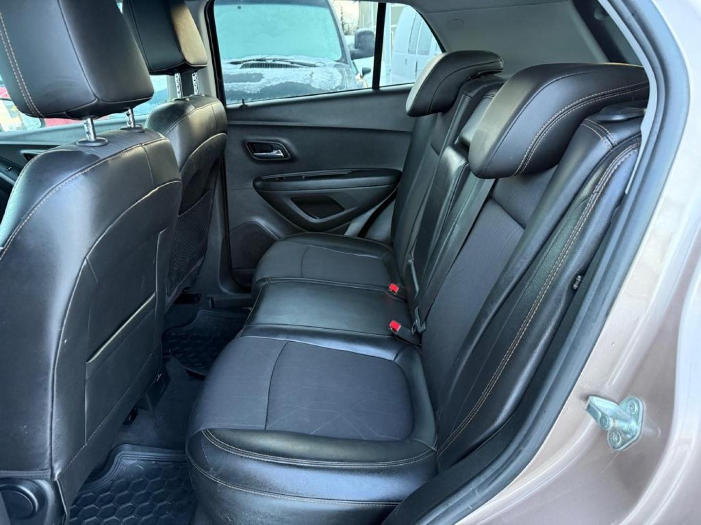 2019 TAN CHEVROLET TRAX 1LT (3GNCJPSB3KL) with an 1.4L engine, Automatic transmission, located at 929 East 8th Ave, Anchorage, AK, 99501, (907) 274-2277, 61.214783, -149.866074 - Photo#3