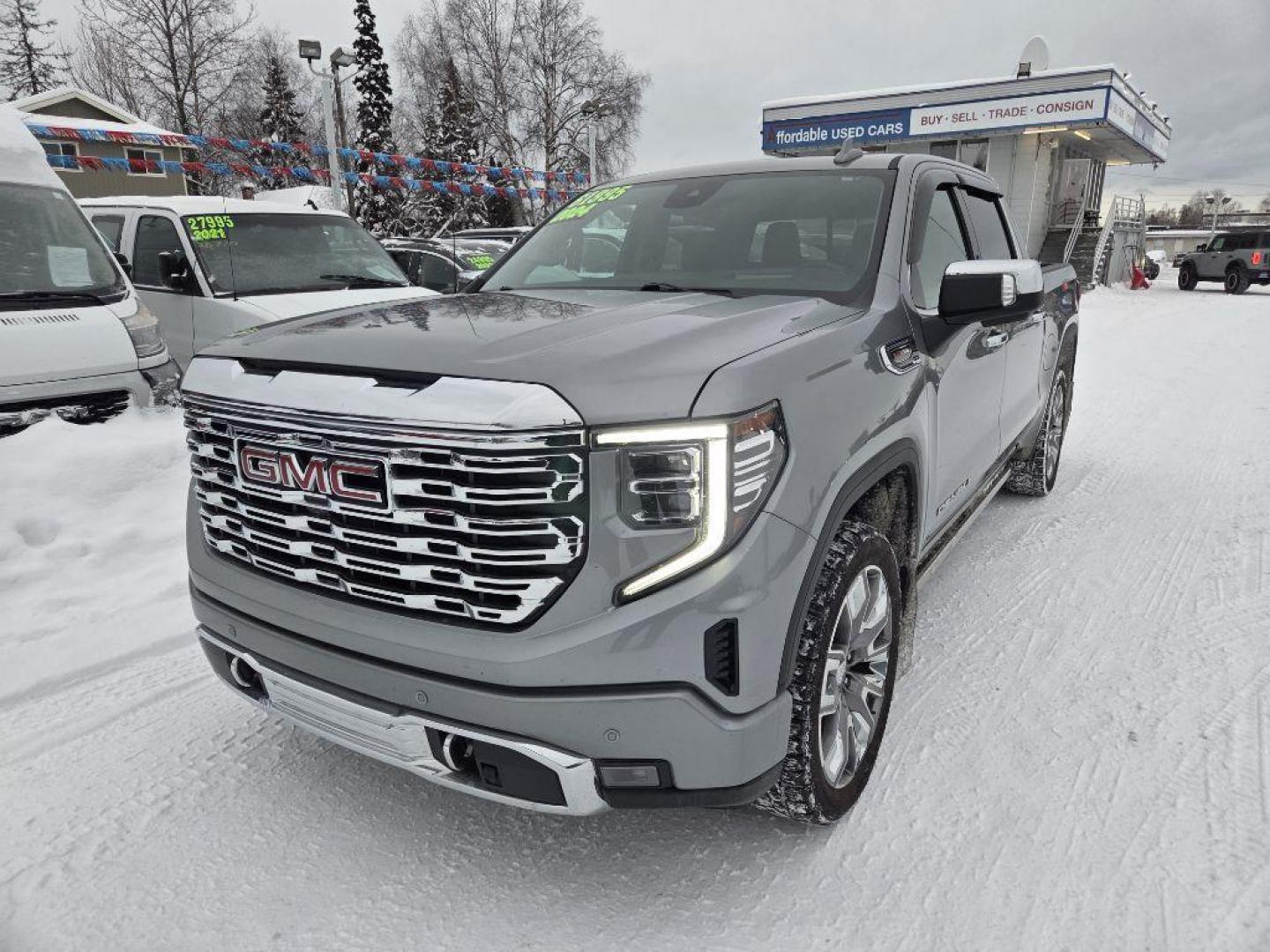 2024 SILVER GMC SIERRA 1500 DENALI (1GTUUGEL6RZ) with an 6.2L engine, Automatic transmission, located at 929 East 8th Ave, Anchorage, AK, 99501, (907) 274-2277, 61.214783, -149.866074 - Photo#0