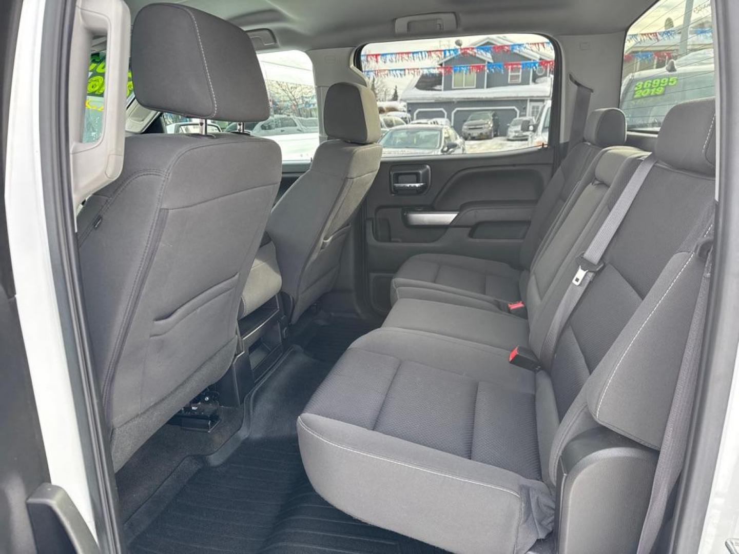 2016 WHITE CHEVROLET SILVERADO 1500 LT (1GCUKREC8GF) with an 5.3L engine, Automatic transmission, located at 929 East 8th Ave, Anchorage, AK, 99501, (907) 274-2277, 61.214783, -149.866074 - Photo#3