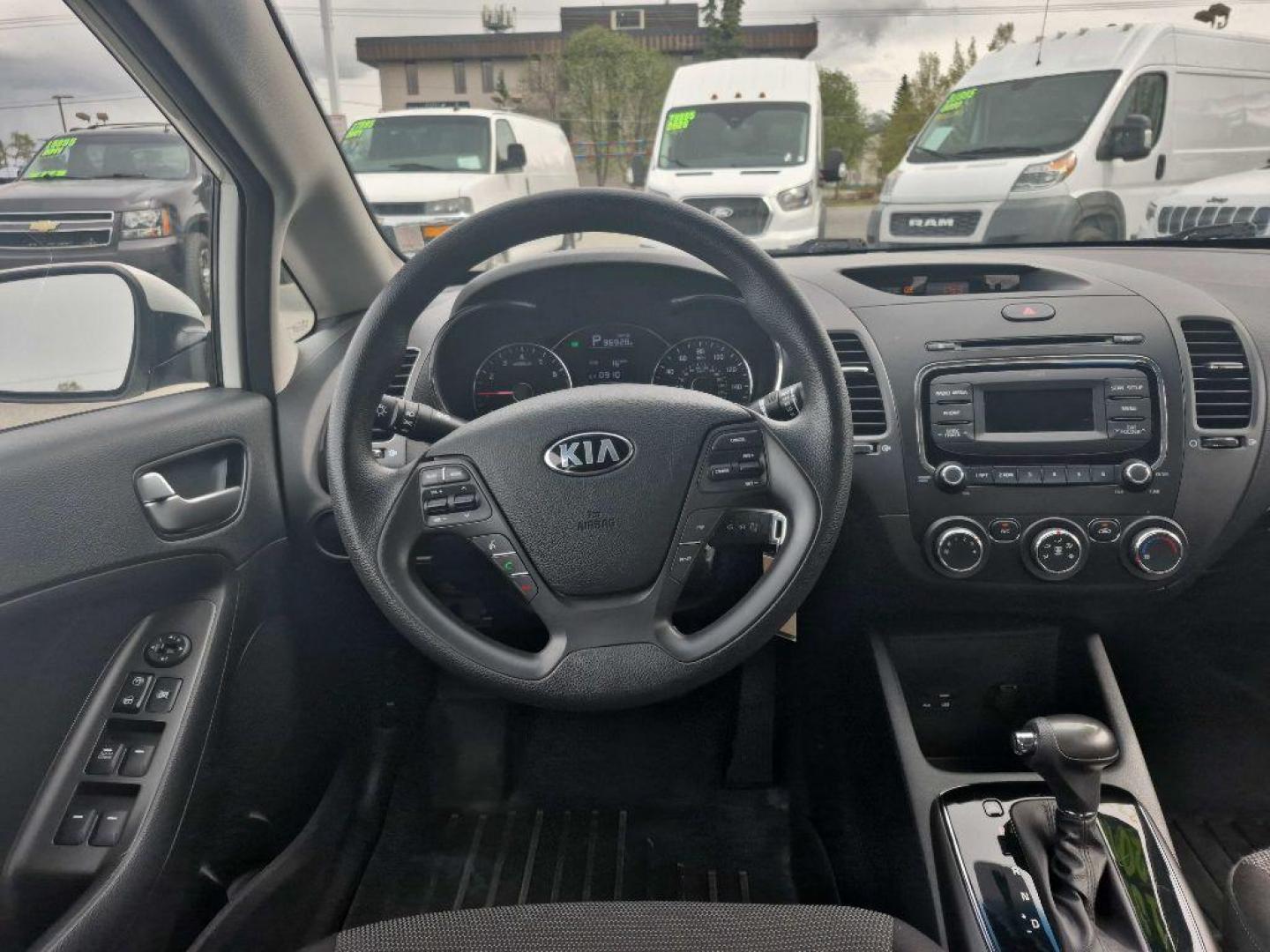 2018 WHITE KIA FORTE LX (3KPFK4A76JE) with an 2.0L engine, Automatic transmission, located at 929 East 8th Ave, Anchorage, AK, 99501, (907) 274-2277, 61.214783, -149.866074 - Photo#4