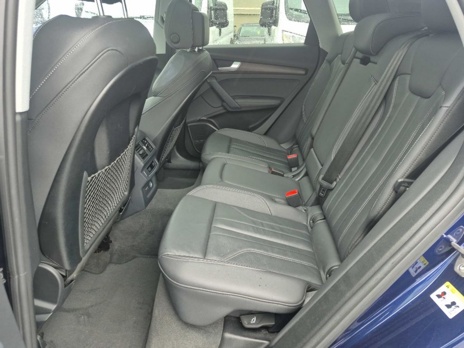 2024 BLUE AUDI Q5 PREMIUM PREMIUM PLUS 45 (WA1EAAFY9R2) with an 2.0L engine, Automatic transmission, located at 929 East 8th Ave, Anchorage, AK, 99501, (907) 274-2277, 61.214783, -149.866074 - Photo#3