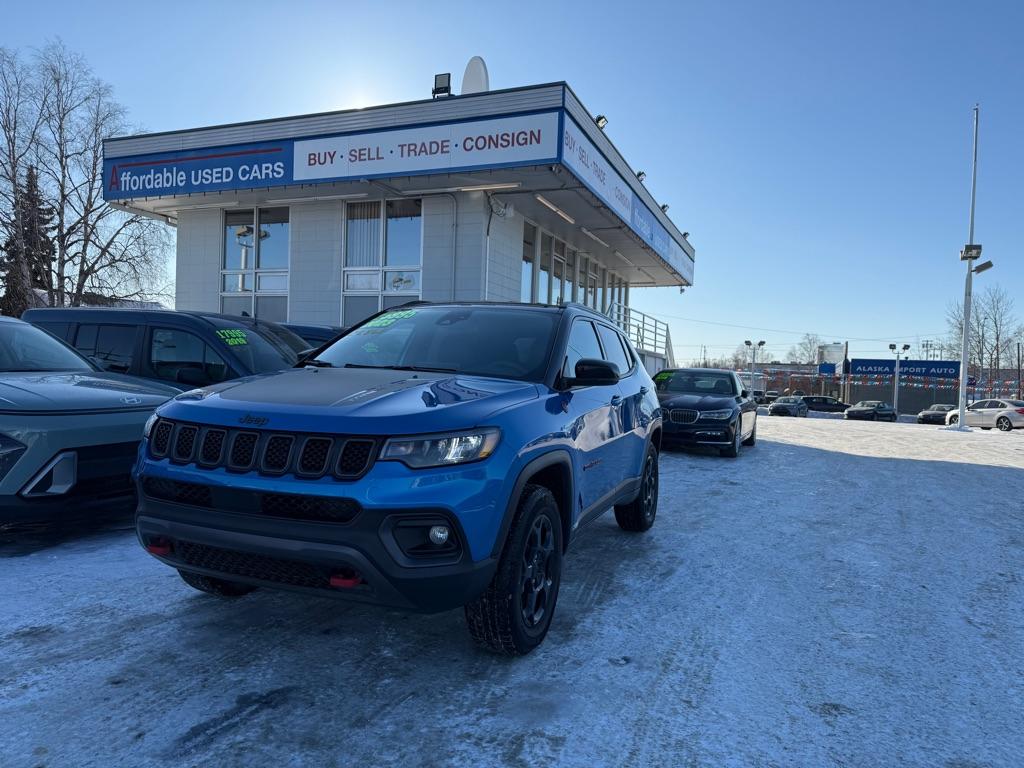 photo of 2023 JEEP COMPASS TRAILHAWK