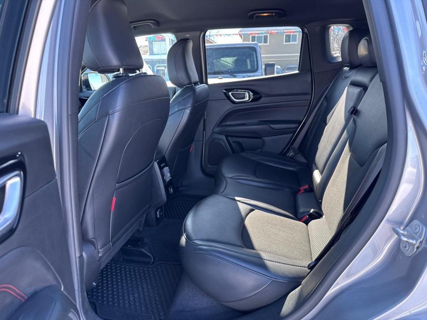 2023 SILVER JEEP COMPASS TRAILHAWK (3C4NJDDN8PT) with an 2.0L engine, Automatic transmission, located at 929 East 8th Ave, Anchorage, AK, 99501, (907) 274-2277, 61.214783, -149.866074 - Photo#3