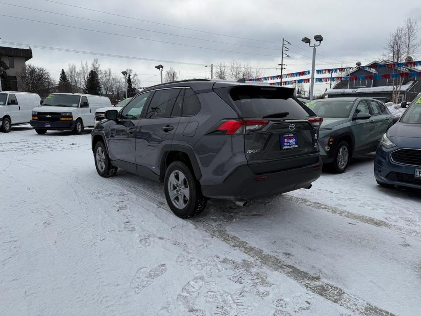 2022 GRAY TOYOTA RAV4 LE (4T3LWRFV8NU) with an 2.5L engine, Continuously Variable transmission, located at 929 East 8th Ave, Anchorage, AK, 99501, (907) 274-2277, 61.214783, -149.866074 - Photo#2