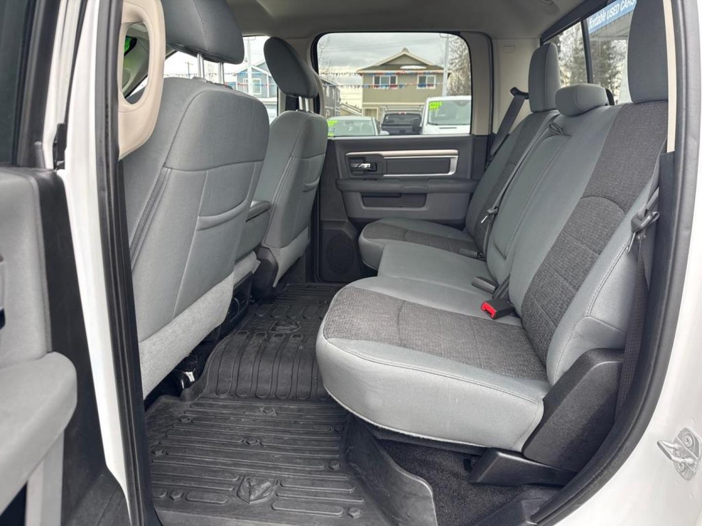 2015 WHITE RAM 1500 SLT (1C6RR7TT1FS) with an 5.7L engine, Automatic transmission, located at 929 East 8th Ave, Anchorage, AK, 99501, (907) 274-2277, 61.214783, -149.866074 - Photo#3