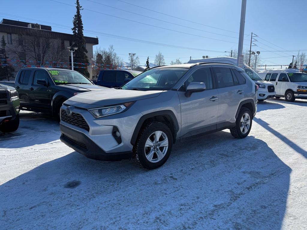photo of 2020 TOYOTA RAV4 XLE