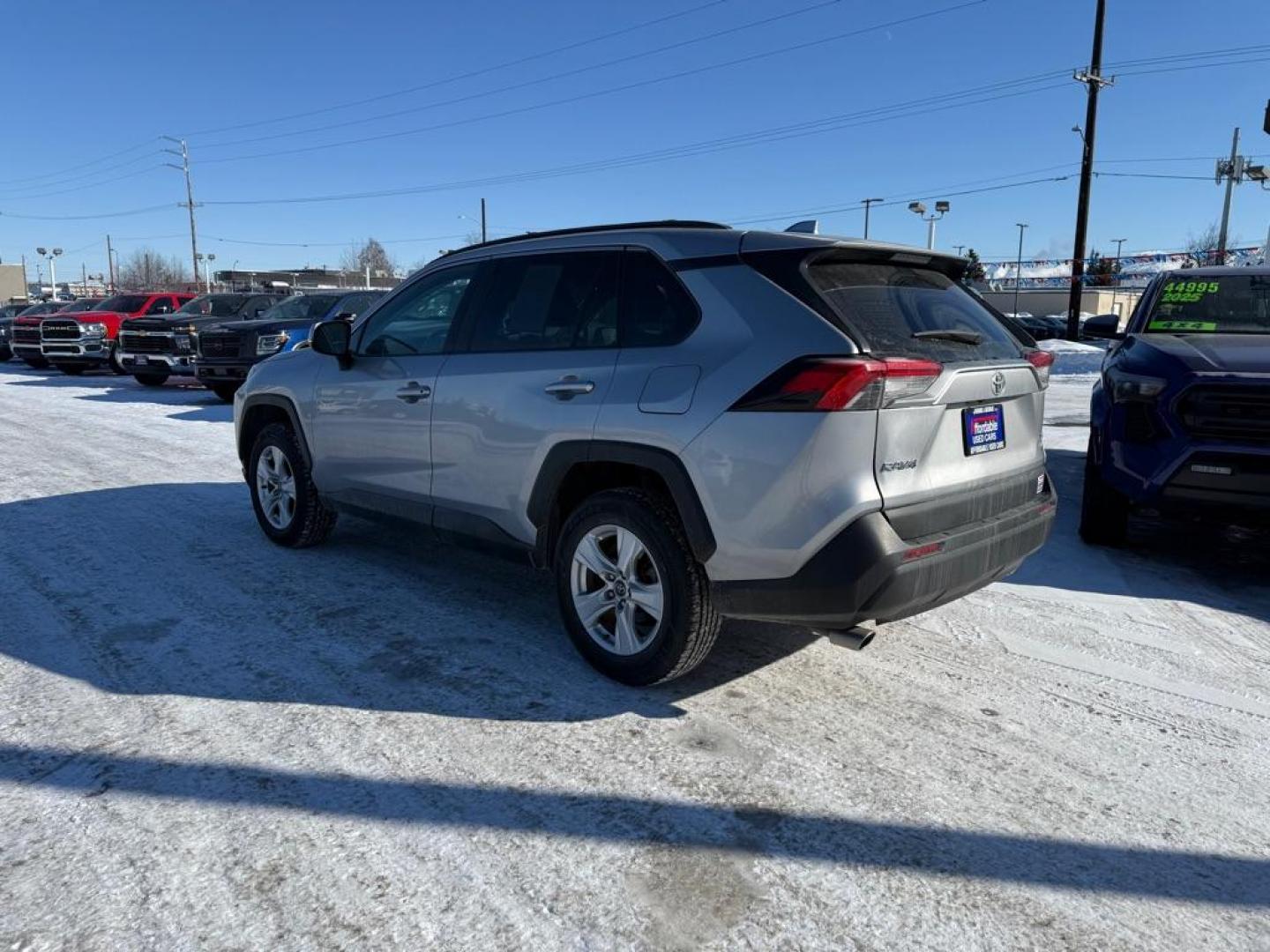 2020 SILVER TOYOTA RAV4 XLE (2T3P1RFV8LC) with an 2.5L engine, Automatic transmission, located at 929 East 8th Ave, Anchorage, AK, 99501, (907) 274-2277, 61.214783, -149.866074 - Photo#2