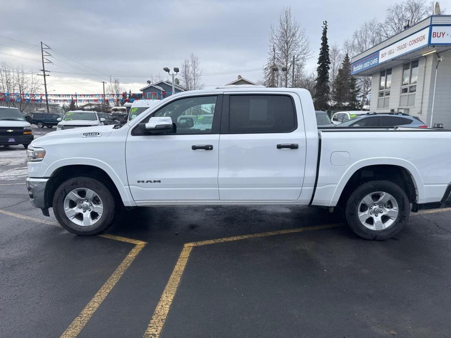 2025 WHITE RAM 1500 BIG HORN/LONE STAR (1C6RRFFG1SN) with an 3.6L engine, Automatic transmission, located at 929 East 8th Ave, Anchorage, AK, 99501, (907) 274-2277, 61.214783, -149.866074 - Photo#1