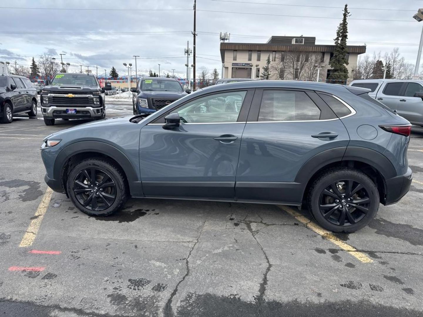 2024 GRAY MAZDA CX-30 PREFERRED (3MVDMBCM4RM) with an 2.5L engine, Automatic transmission, located at 929 East 8th Ave, Anchorage, AK, 99501, (907) 274-2277, 61.214783, -149.866074 - Photo#2