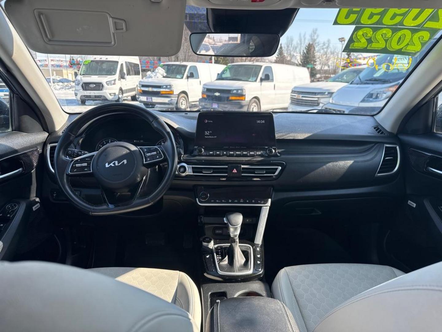 2022 GRAY KIA SELTOS SX (KNDETCA29N7) with an 1.6L engine, Automatic transmission, located at 929 East 8th Ave, Anchorage, AK, 99501, (907) 274-2277, 61.214783, -149.866074 - Photo#4