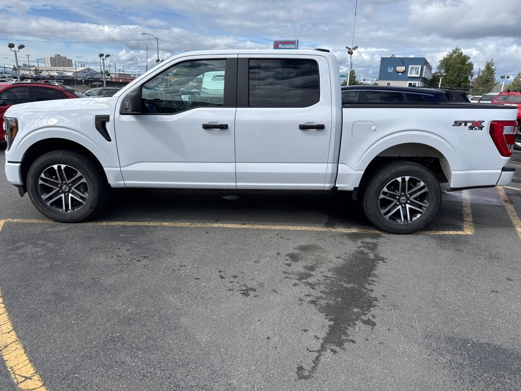 photo of 2023 FORD F150 SUPERCREW