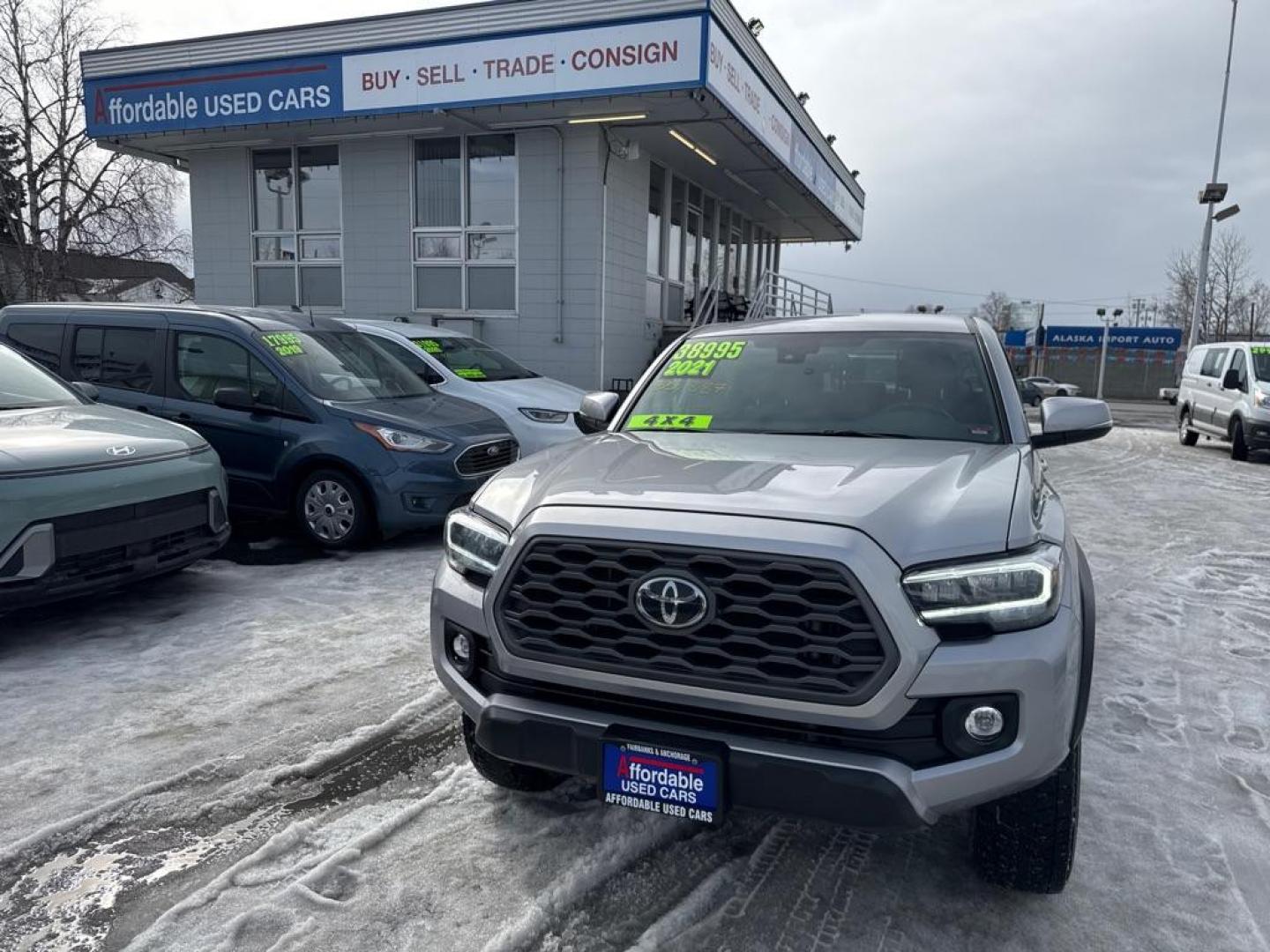 2021 SILVER TOYOTA TACOMA DOUBLE CAB (3TMCZ5AN1MM) with an 3.5L engine, Automatic transmission, located at 929 East 8th Ave, Anchorage, AK, 99501, (907) 274-2277, 61.214783, -149.866074 - Photo#0