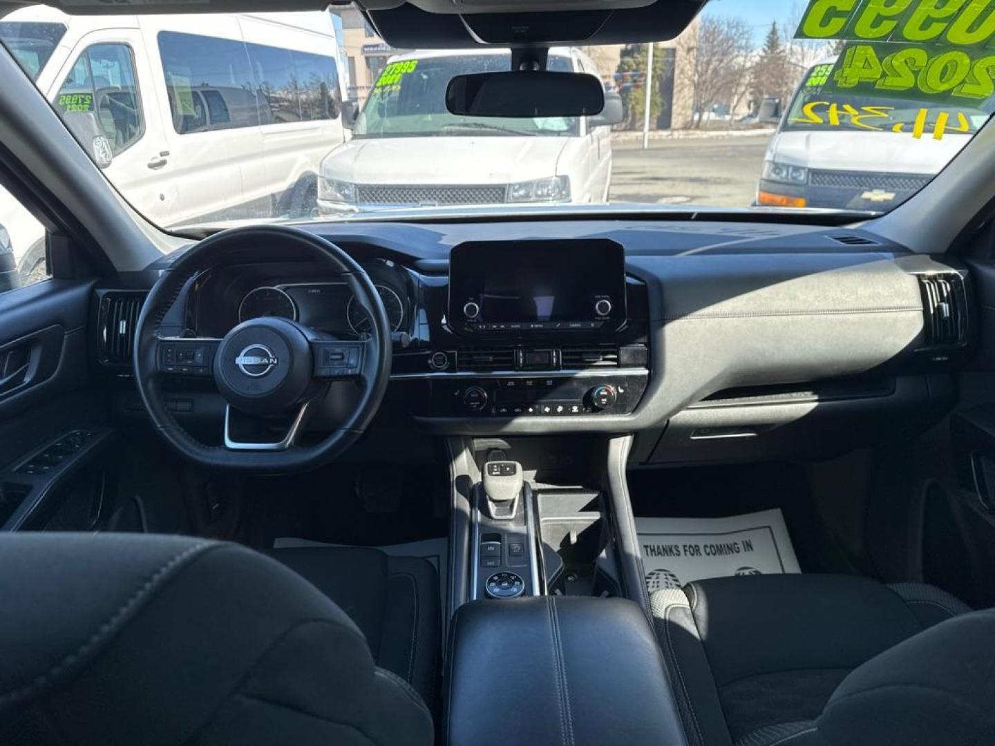 2024 SILVER NISSAN PATHFINDER SV (5N1DR3BC8RC) with an 3.5L engine, Automatic transmission, located at 929 East 8th Ave, Anchorage, AK, 99501, (907) 274-2277, 61.214783, -149.866074 - Photo#4