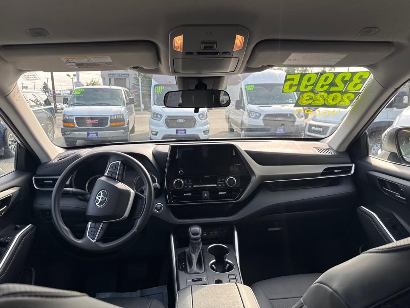2023 SILVER TOYOTA HIGHLANDER L (5TDKDRBH0PS) with an 2.4L engine, Automatic transmission, located at 929 East 8th Ave, Anchorage, AK, 99501, (907) 274-2277, 61.214783, -149.866074- Photo#3