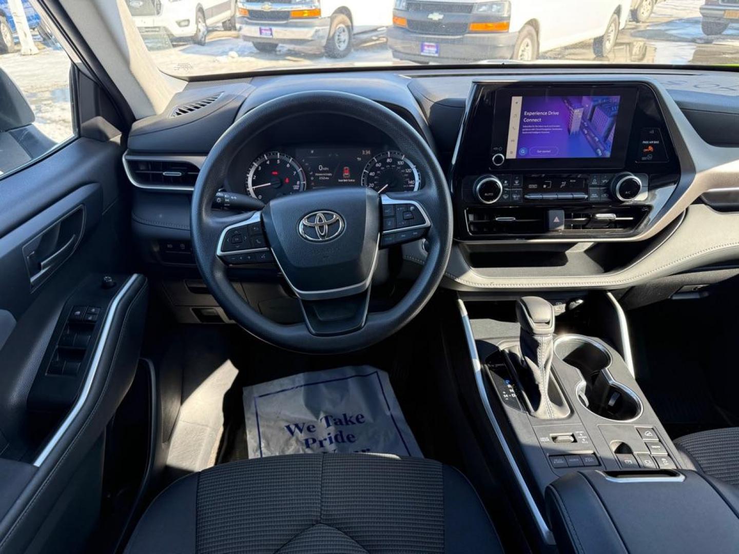 2023 SILVER TOYOTA HIGHLANDER L (5TDKDRBH0PS) with an 2.4L engine, Automatic transmission, located at 929 East 8th Ave, Anchorage, AK, 99501, (907) 274-2277, 61.214783, -149.866074 - Photo#4