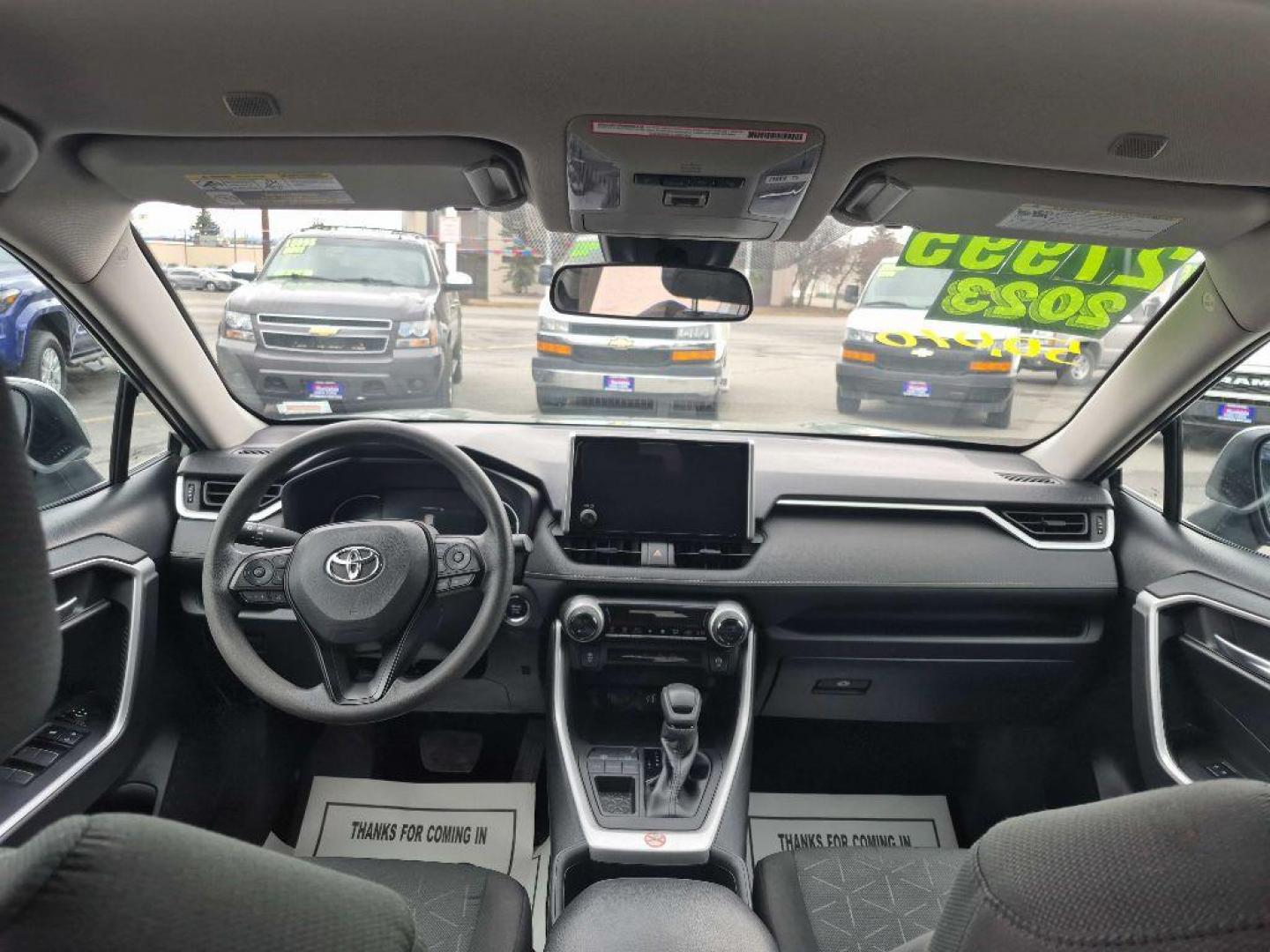 2023 GRAY TOYOTA RAV4 XLE (2T3W1RFV3PW) with an 2.5L engine, Automatic transmission, located at 929 East 8th Ave, Anchorage, AK, 99501, (907) 274-2277, 61.214783, -149.866074 - Photo#4