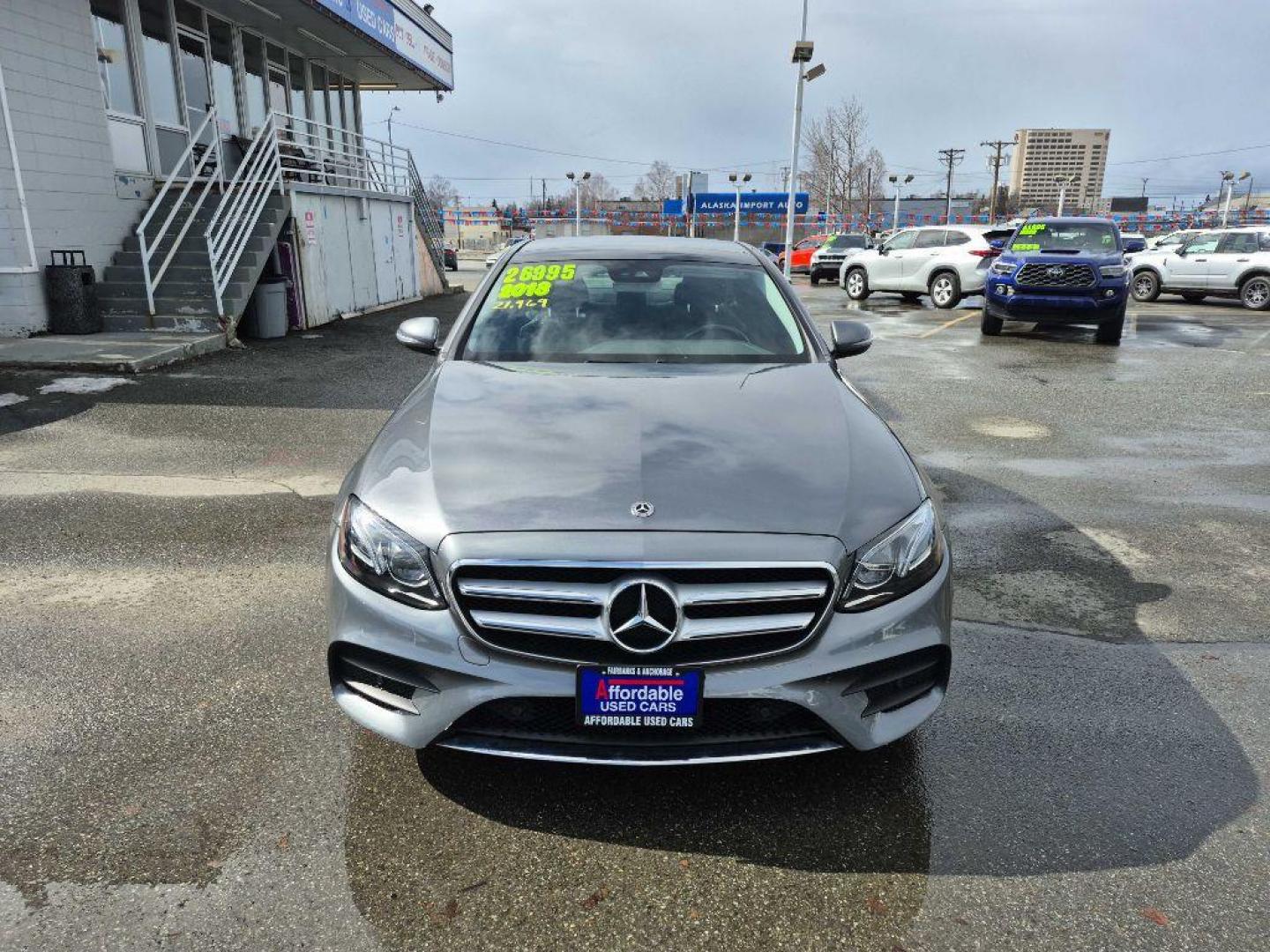 2018 BLUE MERCEDES-BENZ E-CLASS E300 4MATIC (WDDZF4KBXJA) with an 2.0L engine, Automatic transmission, located at 929 East 8th Ave, Anchorage, AK, 99501, (907) 274-2277, 61.214783, -149.866074 - Photo#1