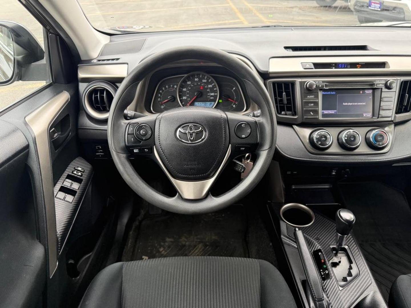 2015 BROWN TOYOTA RAV4 LE (2T3BFREVXFW) with an 2.5L engine, Automatic transmission, located at 929 East 8th Ave, Anchorage, AK, 99501, (907) 274-2277, 61.214783, -149.866074 - Photo#4