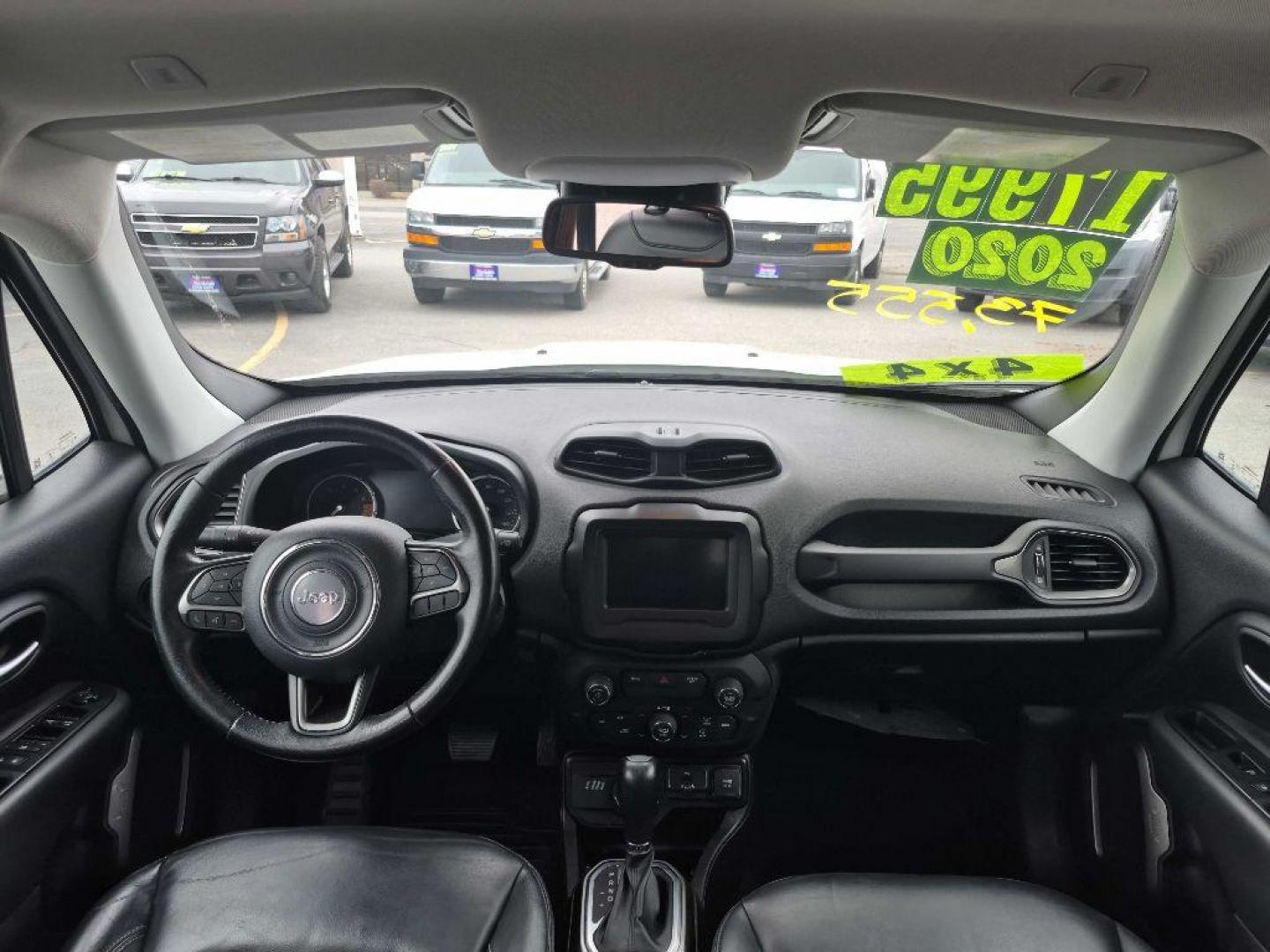 2020 WHITE JEEP RENEGADE LIMITED (ZACNJBD16LP) with an 1.3L engine, Automatic transmission, located at 929 East 8th Ave, Anchorage, AK, 99501, (907) 274-2277, 61.214783, -149.866074 - Photo#4