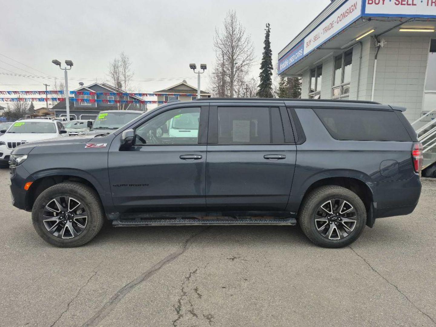 2021 GRAY CHEVROLET SUBURBAN 1500 Z71 (1GNSKDKD0MR) with an 5.3L engine, Automatic transmission, located at 929 East 8th Ave, Anchorage, AK, 99501, (907) 274-2277, 61.214783, -149.866074 - Photo#1
