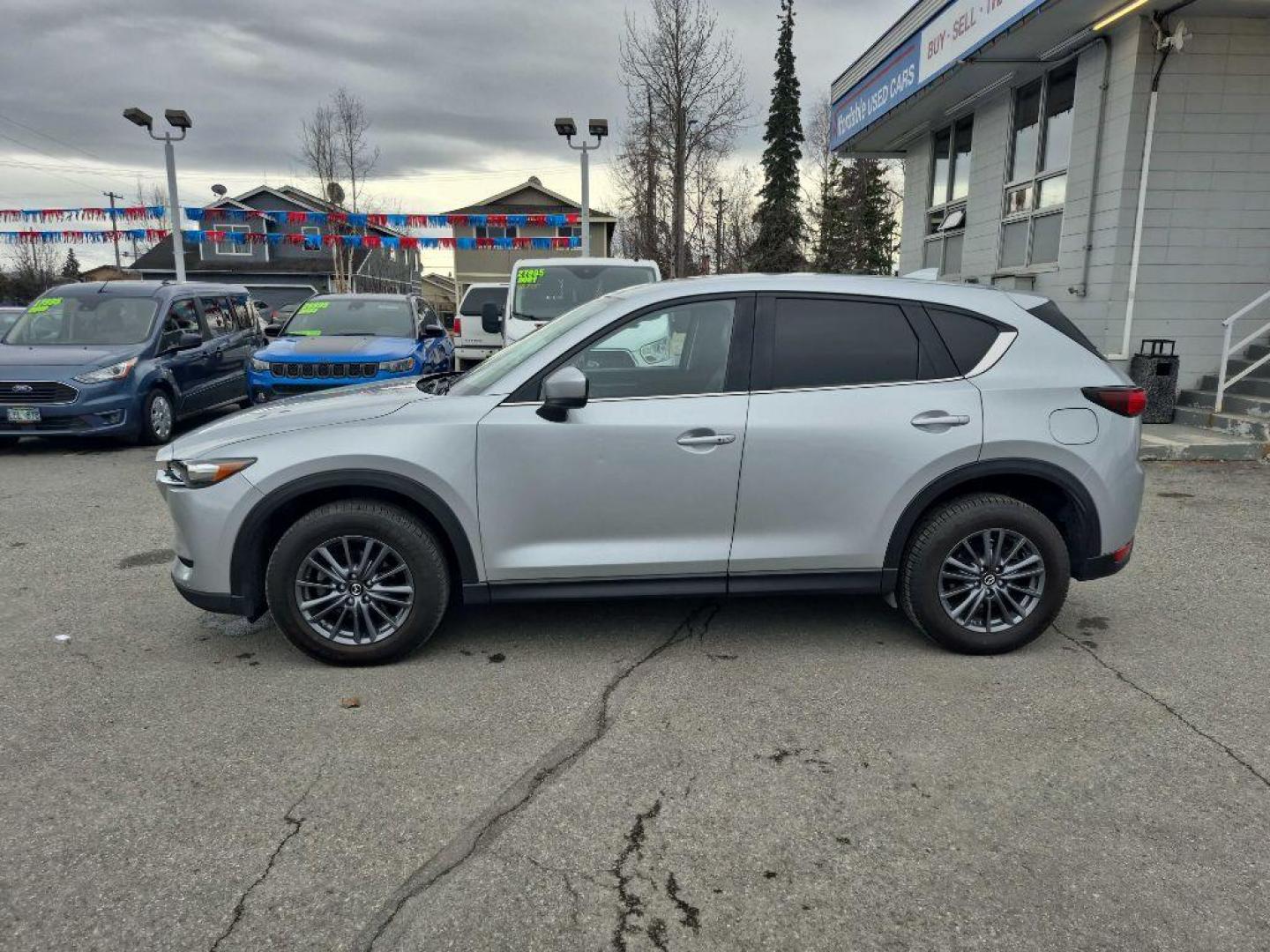 2020 GRAY MAZDA CX-5 TOURING (JM3KFBCM3L0) with an 2.5L engine, Automatic transmission, located at 929 East 8th Ave, Anchorage, AK, 99501, (907) 274-2277, 61.214783, -149.866074 - Photo#1