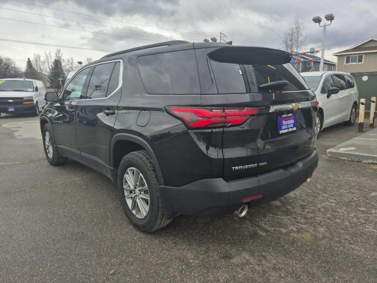 2022 BLACK CHEVROLET TRAVERSE LT LT (1GNEVGKW2NJ) with an 3.6L engine, Automatic transmission, located at 929 East 8th Ave, Anchorage, AK, 99501, (907) 274-2277, 61.214783, -149.866074 - Photo#2
