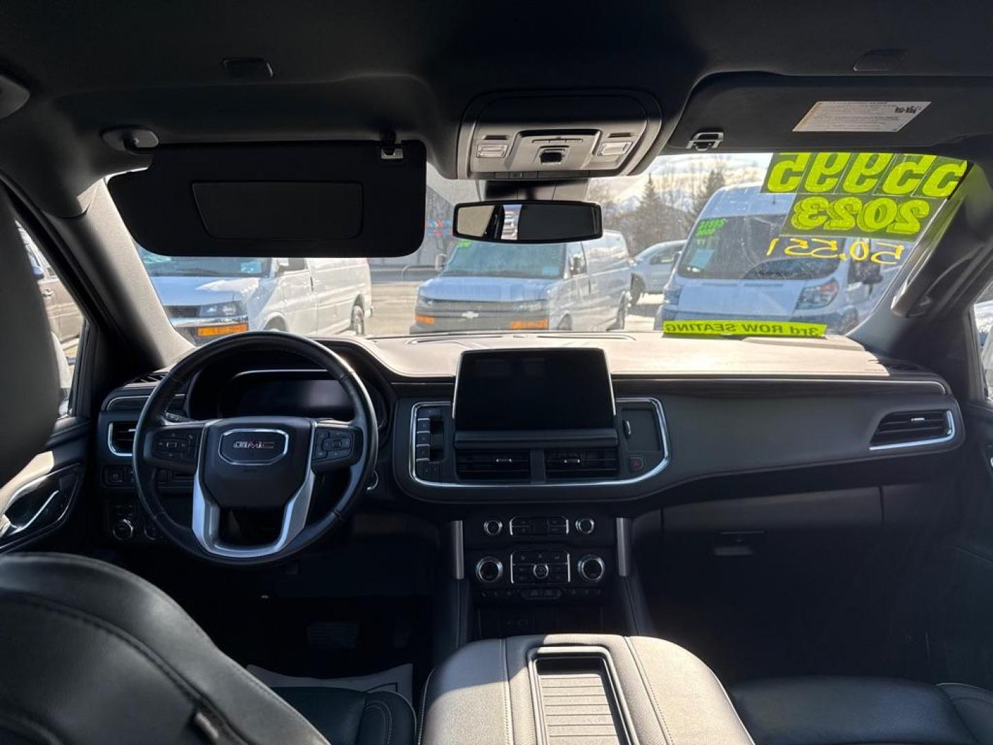 2023 GRAY GMC YUKON XL SLT 1500 SLT (1GKS2GKD9PR) with an 5.3L engine, Automatic transmission, located at 929 East 8th Ave, Anchorage, AK, 99501, (907) 274-2277, 61.214783, -149.866074 - Photo#3