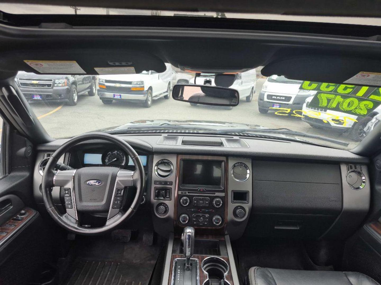 2017 BLACK FORD EXPEDITION EL PLATINUM (1FMJK1MT5HE) with an 3.5L engine, Automatic transmission, located at 929 East 8th Ave, Anchorage, AK, 99501, (907) 274-2277, 61.214783, -149.866074 - Photo#4
