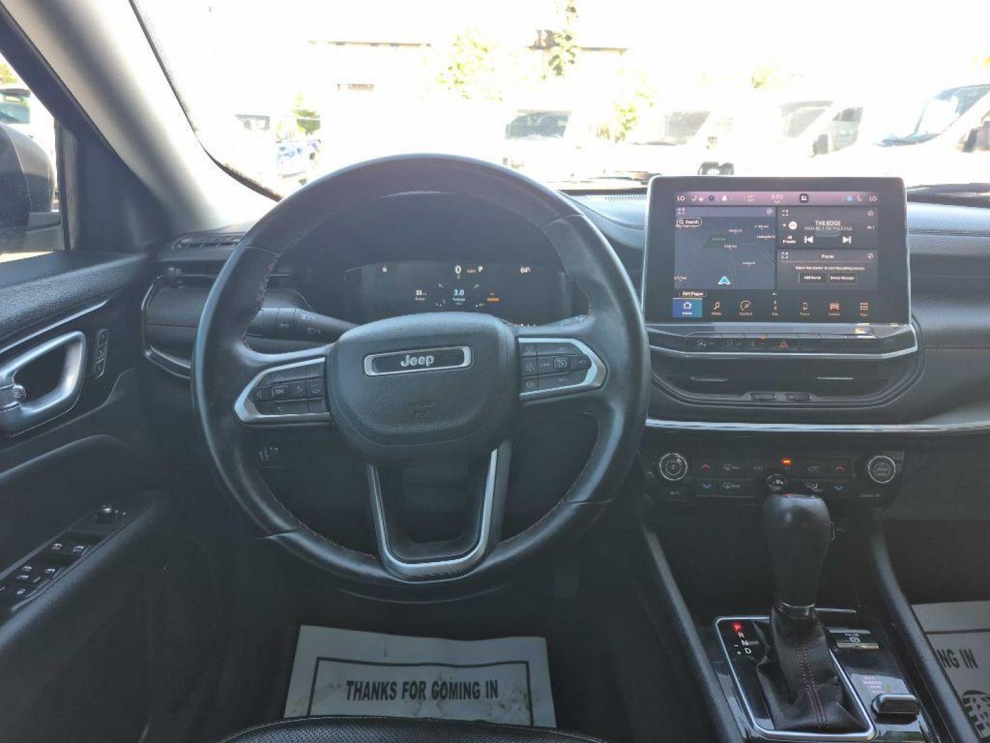 2022 GRAY JEEP COMPASS TRL HAW TRAILHAWK (3C4NJDDB8NT) with an 2.4L engine, Automatic transmission, located at 929 East 8th Ave, Anchorage, AK, 99501, (907) 274-2277, 61.214783, -149.866074 - Photo#4