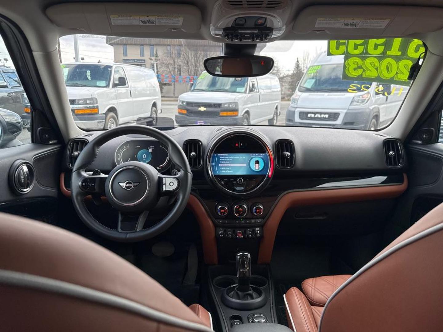 2023 GREEN MINI COOPER S COUNTRYMAN ALL4 (WMZ83BR09P3) with an 2.0L engine, Automatic transmission, located at 929 East 8th Ave, Anchorage, AK, 99501, (907) 274-2277, 61.214783, -149.866074 - Photo#3