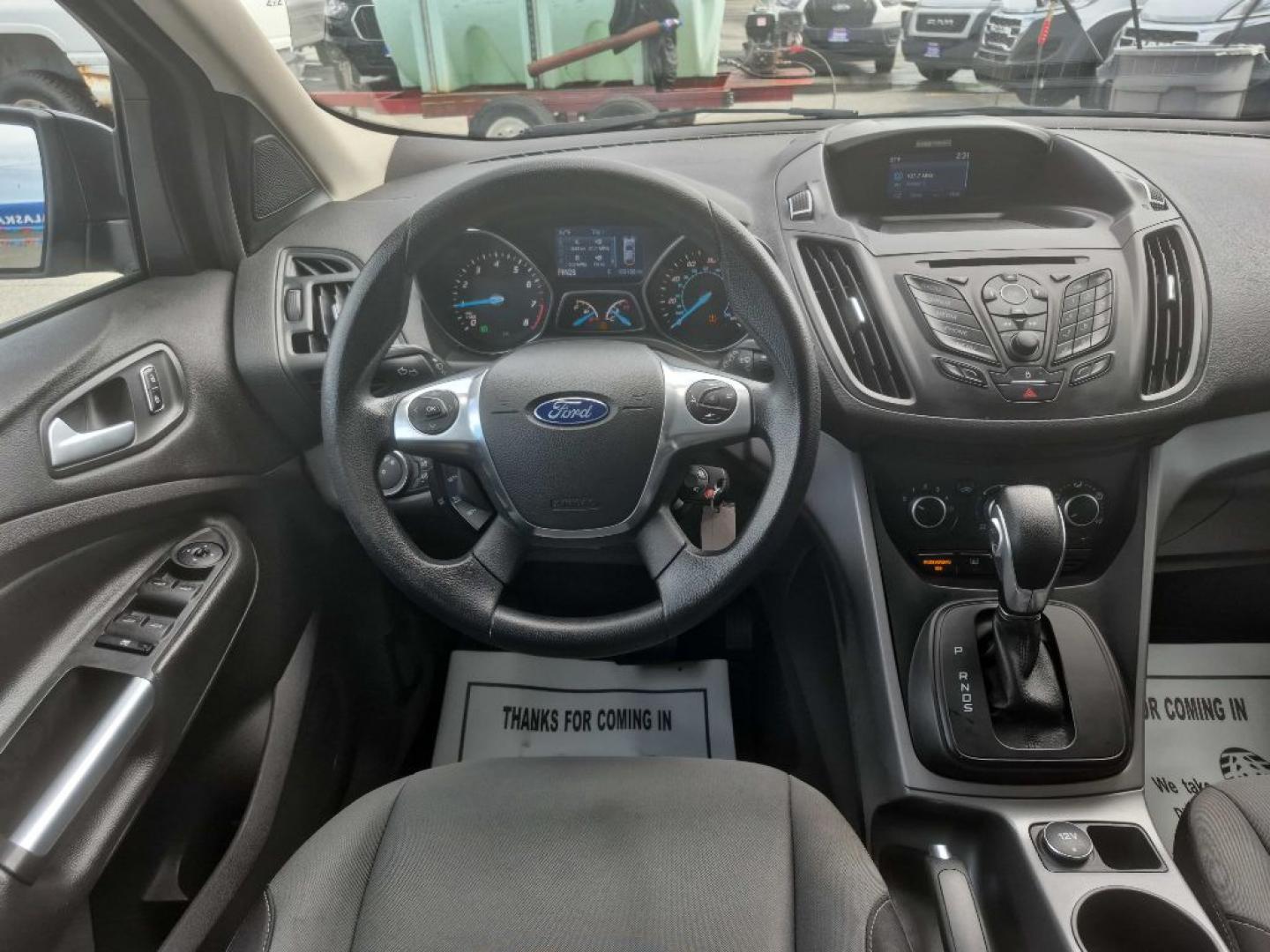 2015 GRAY FORD ESCAPE SE (1FMCU9GX4FU) with an 1.6L engine, Automatic transmission, located at 929 East 8th Ave, Anchorage, AK, 99501, (907) 274-2277, 61.214783, -149.866074- Photo#4